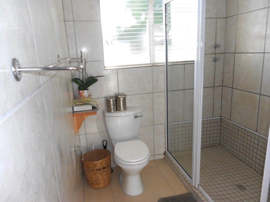 2 Bedroom Property for Sale in Bonza Bay Eastern Cape